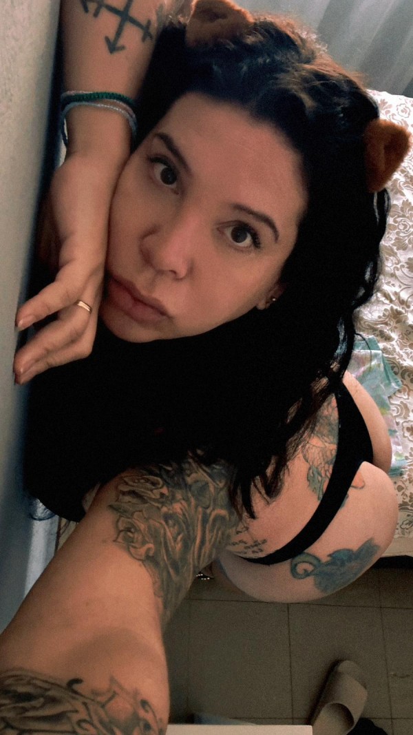 MARTINA, CHICA TRANS EXUBERANTE Y MUY FOGOSA…