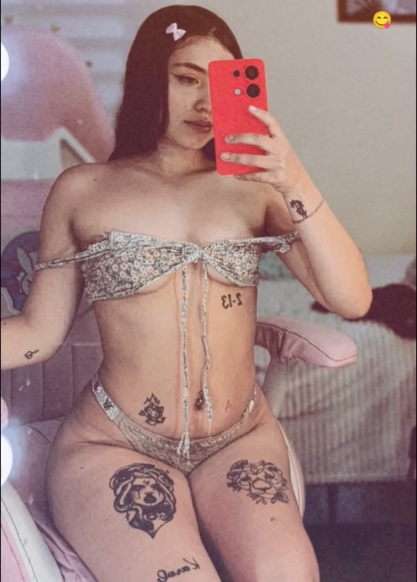 HERMOSA LATINA FIESTERA