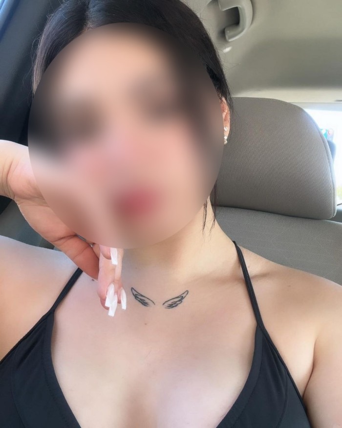 612597088 Cristina REINA JUGUETONA Y DIVERTIDA