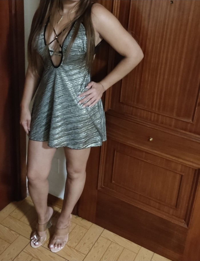 DIOSA DEL PLACER COMPLACIENTE A TOPE