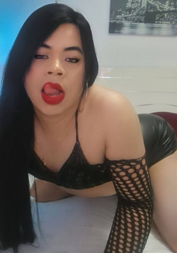 PRIMERA VEZ TORREMOLINOS TRANS MUY CACHONDA VERSÁTIL FIESTERA