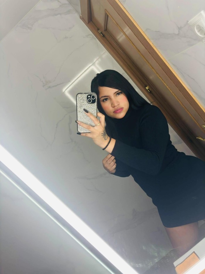 BEBECITA VENEZOLANA 20 AÑITOS EN SANTA POLA