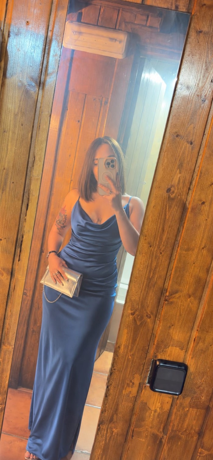 Ana – Joven colombiana llena de encanto en Zaragoza