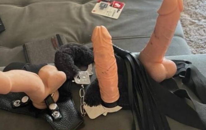 ME GUSTA LO GUARRO LO DIFERENTE VEN FOLLEMOS