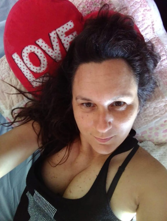 UNA MADURITA EXQUISITA Y CALIENTE