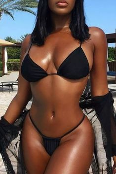 Joven Colombiana, Encanto Único