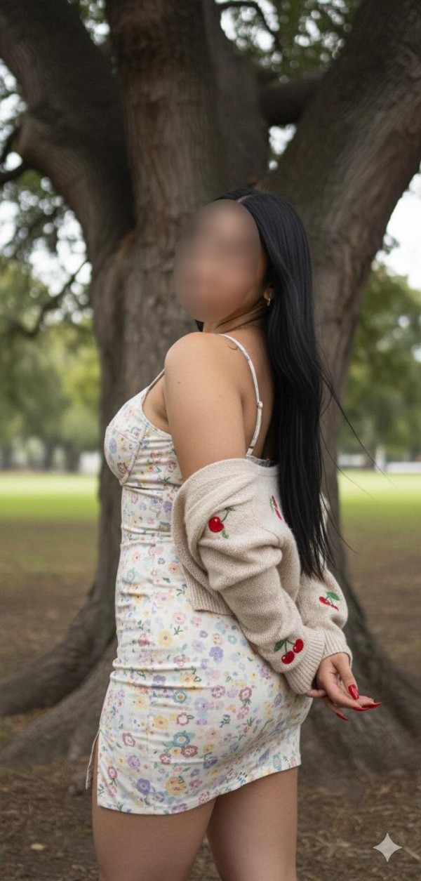 DANIELA-FUEGO LENTO, MANOS EXPERTAS Y PLACER SIN PRISA