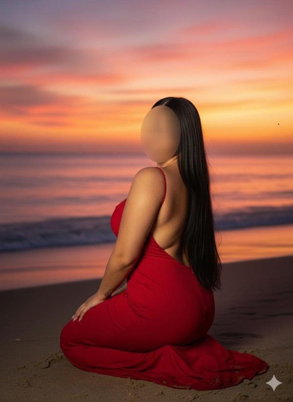 DANIELA-FUEGO LENTO, MANOS EXPERTAS Y PLACER SIN PRISA