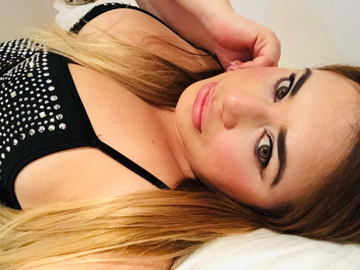 SOY LINKA, BRASILEÑA CALUROSA Y RESERVADA