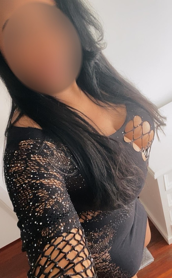 –>FOTOS NUEVAS<–POSIBLEMENTE LA MEJOR MORENA LATINA DE BEASAIN<–
