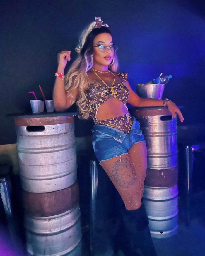 23 CM LÁ MUÑECA DE TUS SUEÑOS