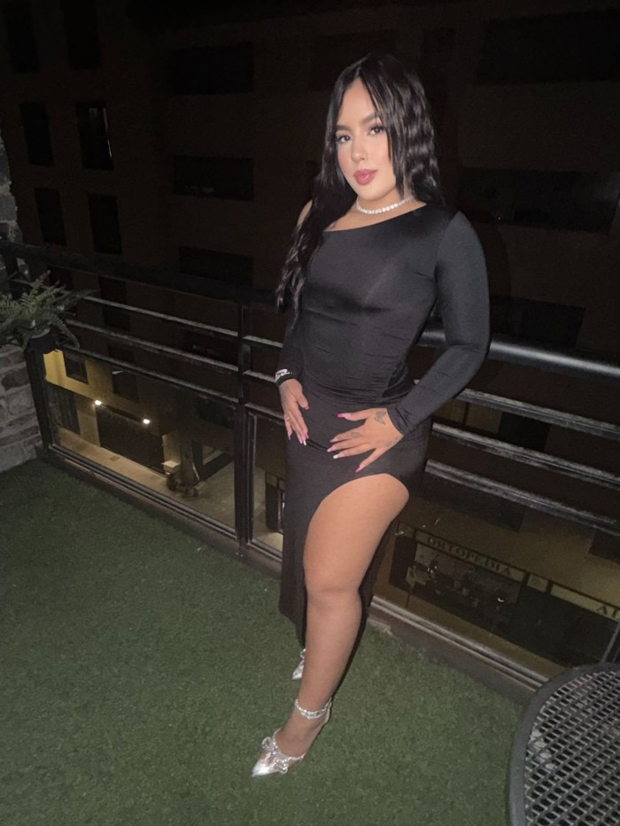 COLOMBIANA ARDIENTE FIESTERA NOVEDAD EN ZARAGOZA