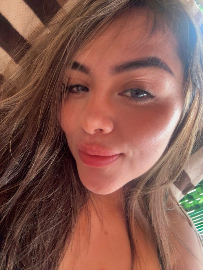 Chica agradable y muy sonriente, lo pasaremos geni