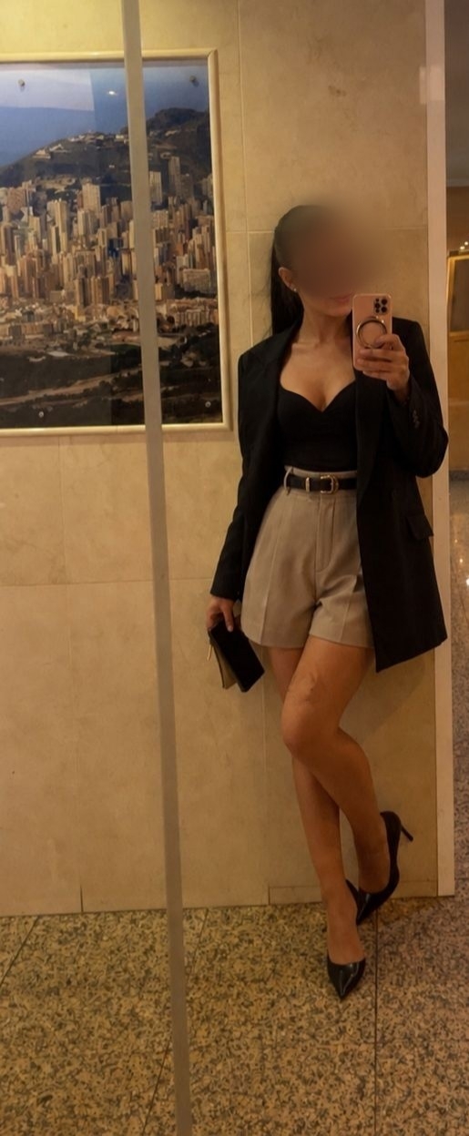 CRISTINA,ESPAÑOLA DELGADITA DE 24 AÑOS INDEPENDIENTE