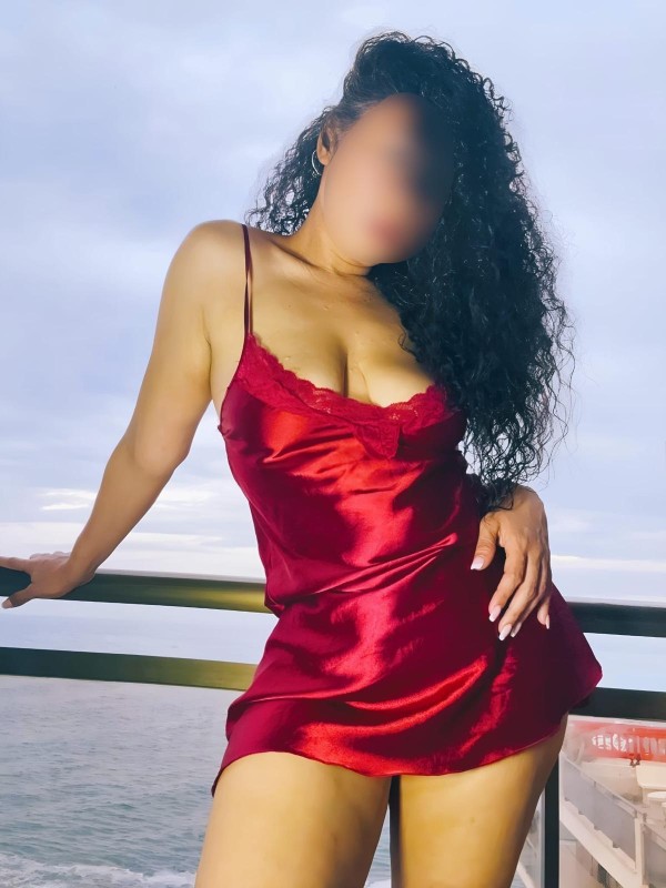CURVY SEXY PARA PASARLA RICO