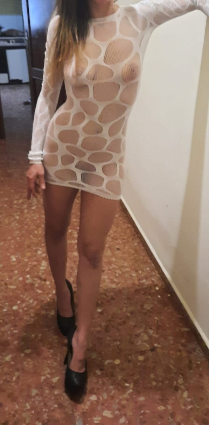 NOVEDAD LAURA ESPAÑOLA FOGOSA FIESTERA JUGUETONA EN PONFERRADA