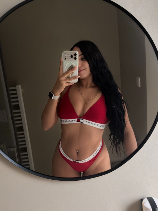 ESCORT JOVENCITA LATINA PICANTONA EN SIETE PALMAS