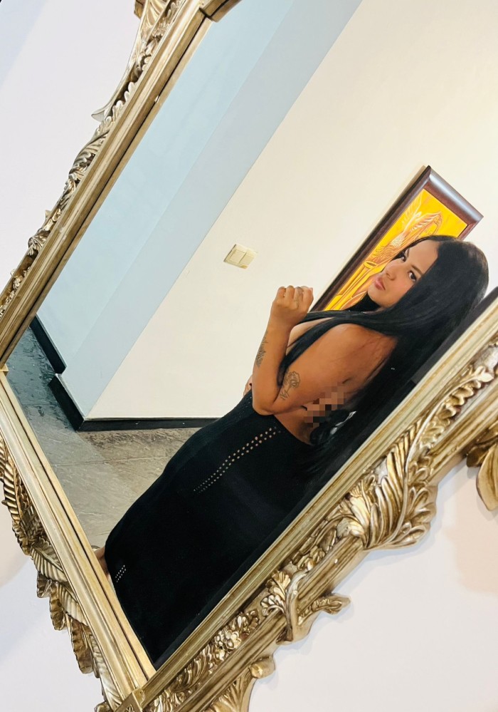 MORENA 24 HORAS DISPONIBLE