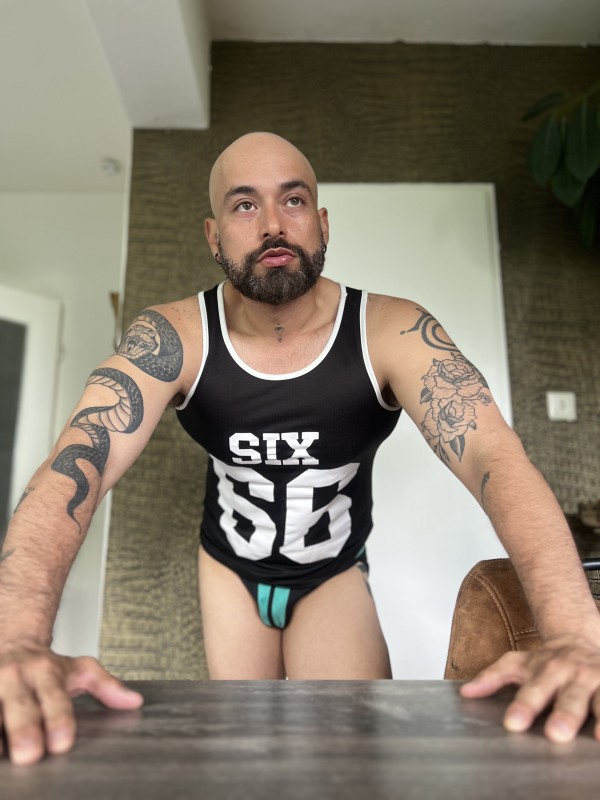 Manos eroticas  novedad