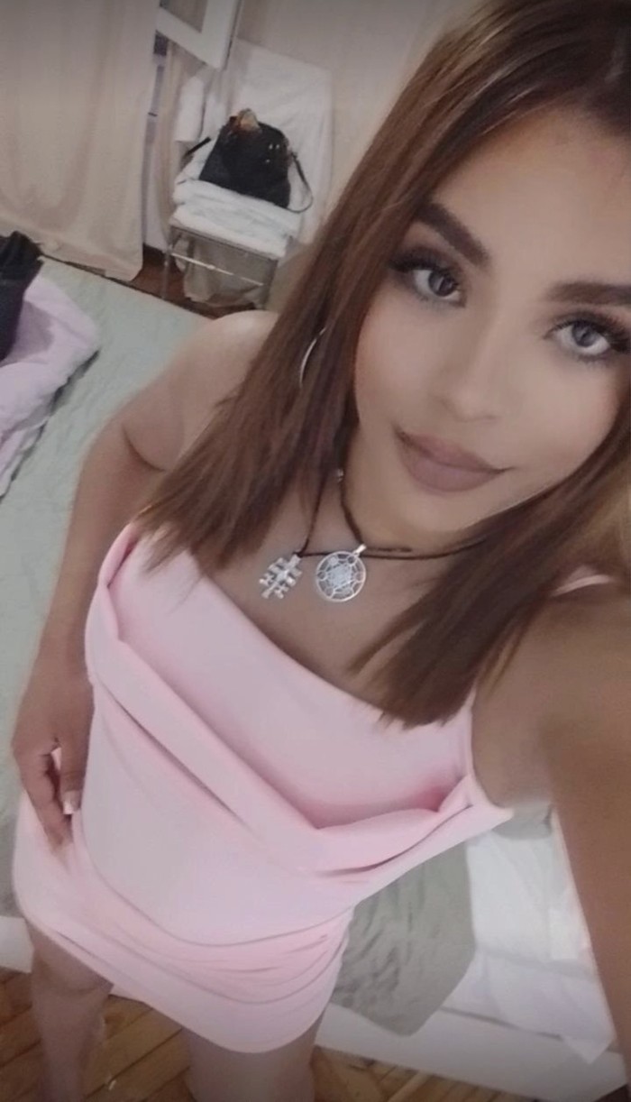 Espectacular jovencita muy fiestera en Liaño