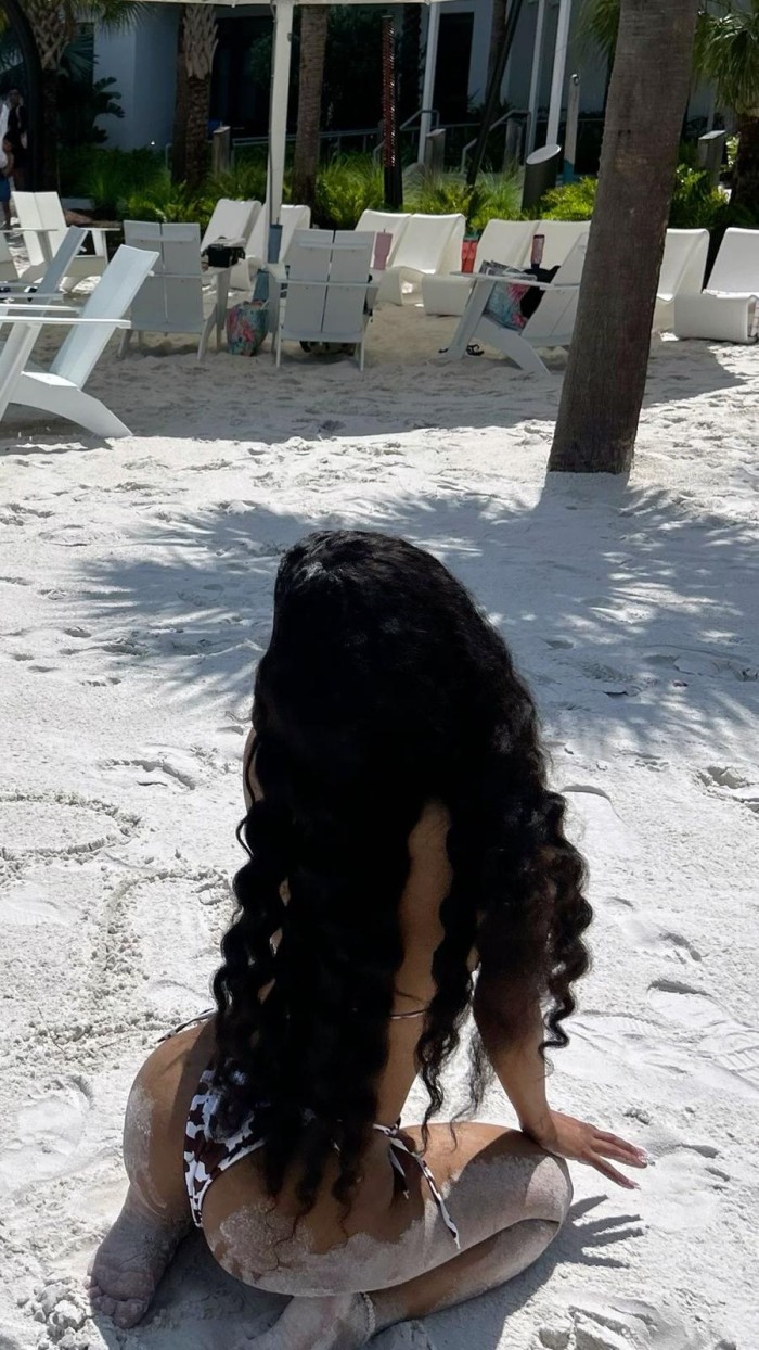 SOY LA MUJER QUE ESTÁS BUSCANDO , EN SAN SEBASTIAN