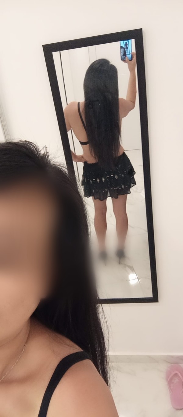 ESPECTACULAR MUJER ASIATICA, DE NUEVO EN VITORIA