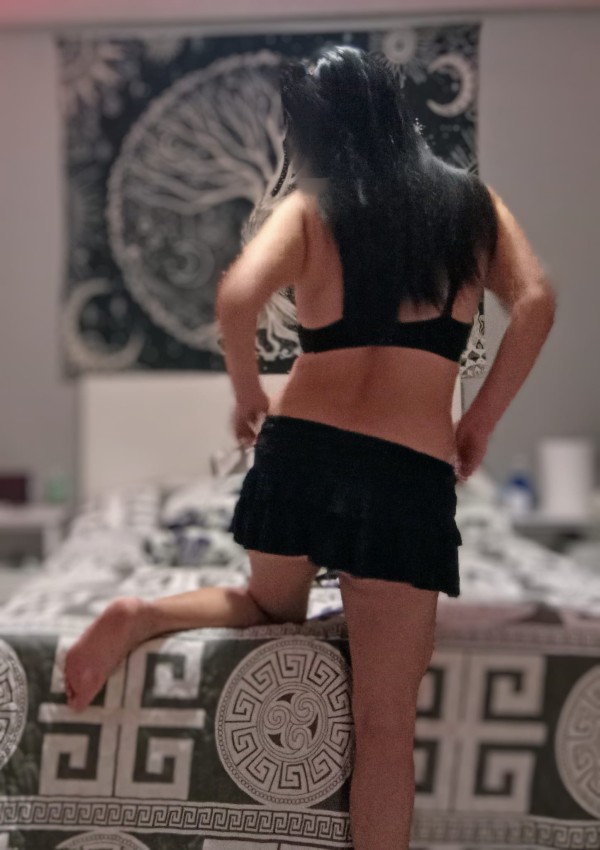 ESPECTACULAR MUJER ASIATICA, DE NUEVO EN VITORIA