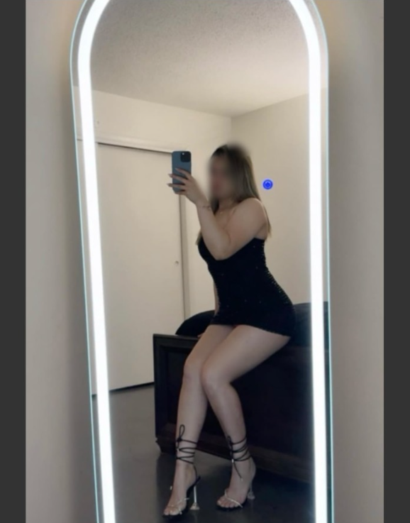 FIESTERA EXOTICA ARDIENTE SENSUAL Y EXQUISITA