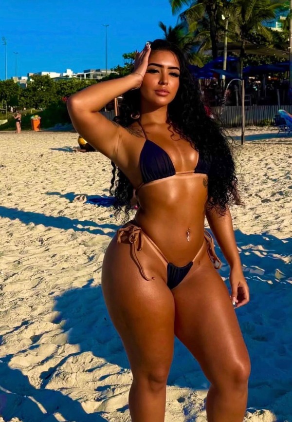 Sara apasionada y sexi