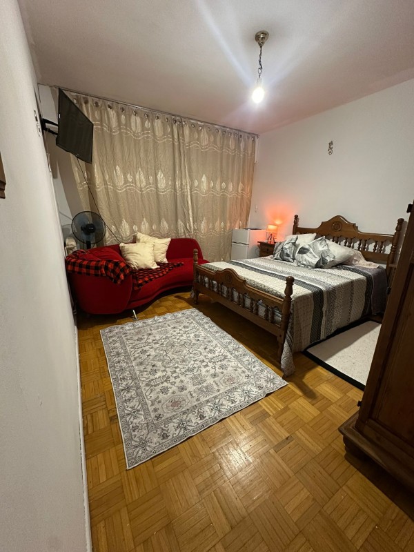 Se alquilan estupendas habitaciones 24/7