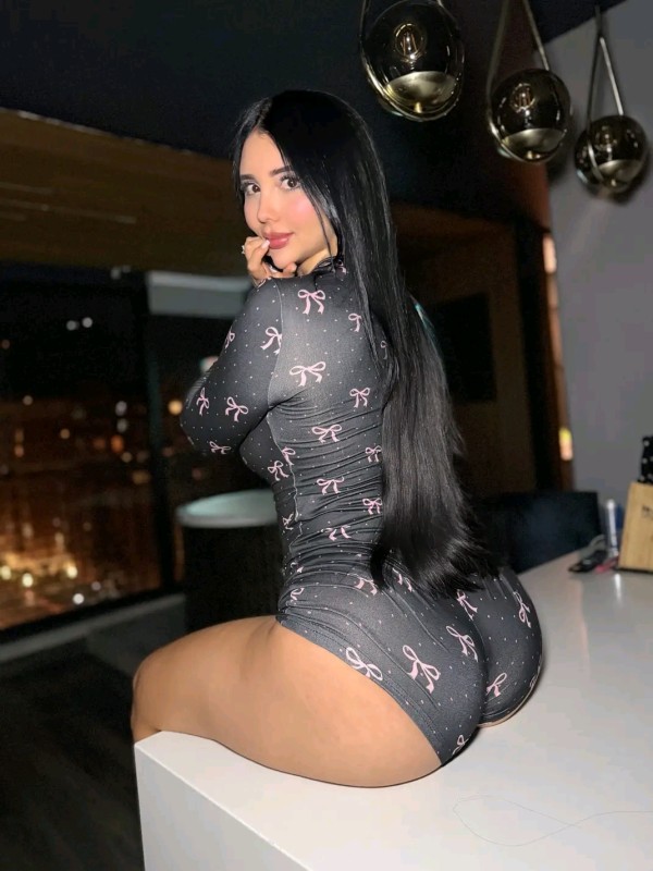 Estoy aquí para complacer tus caprichos Francés Na