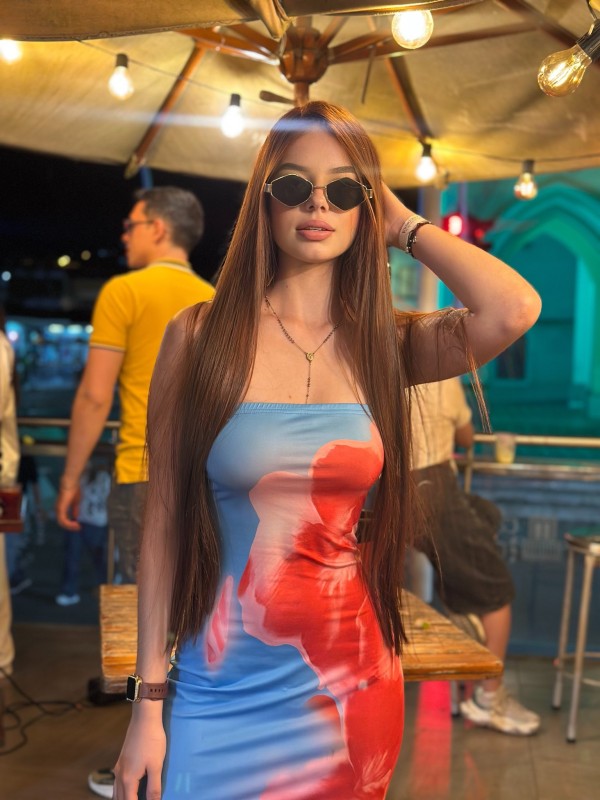 SOFIA  NUEVA EN TU ZONA MUY IMPLICADA