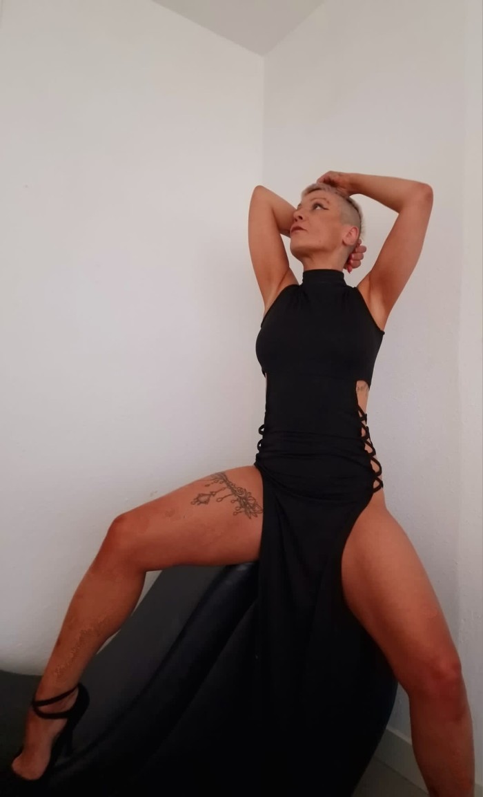 Glenda esta en Reus a tu disposición