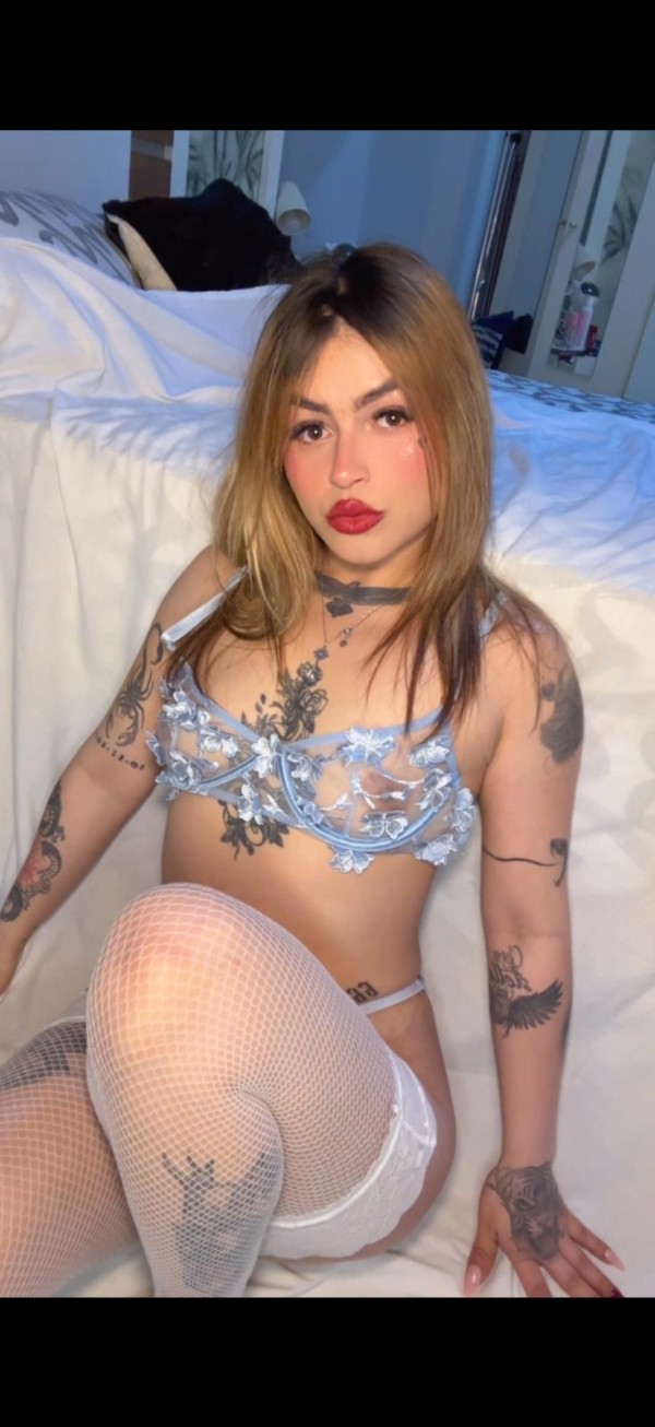 Lilith latina sexy