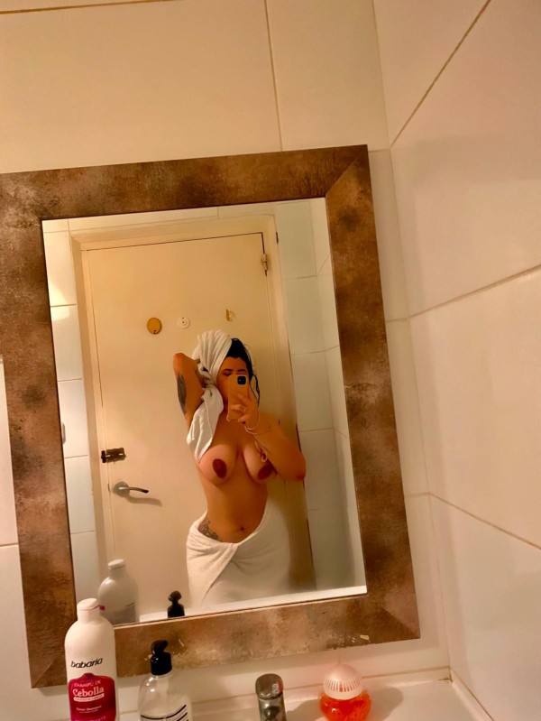 SEXI️ LATINA  ESTOY EN Rubi LAURA   22 AÑO NOVEDAD  ESTOY  Rubi