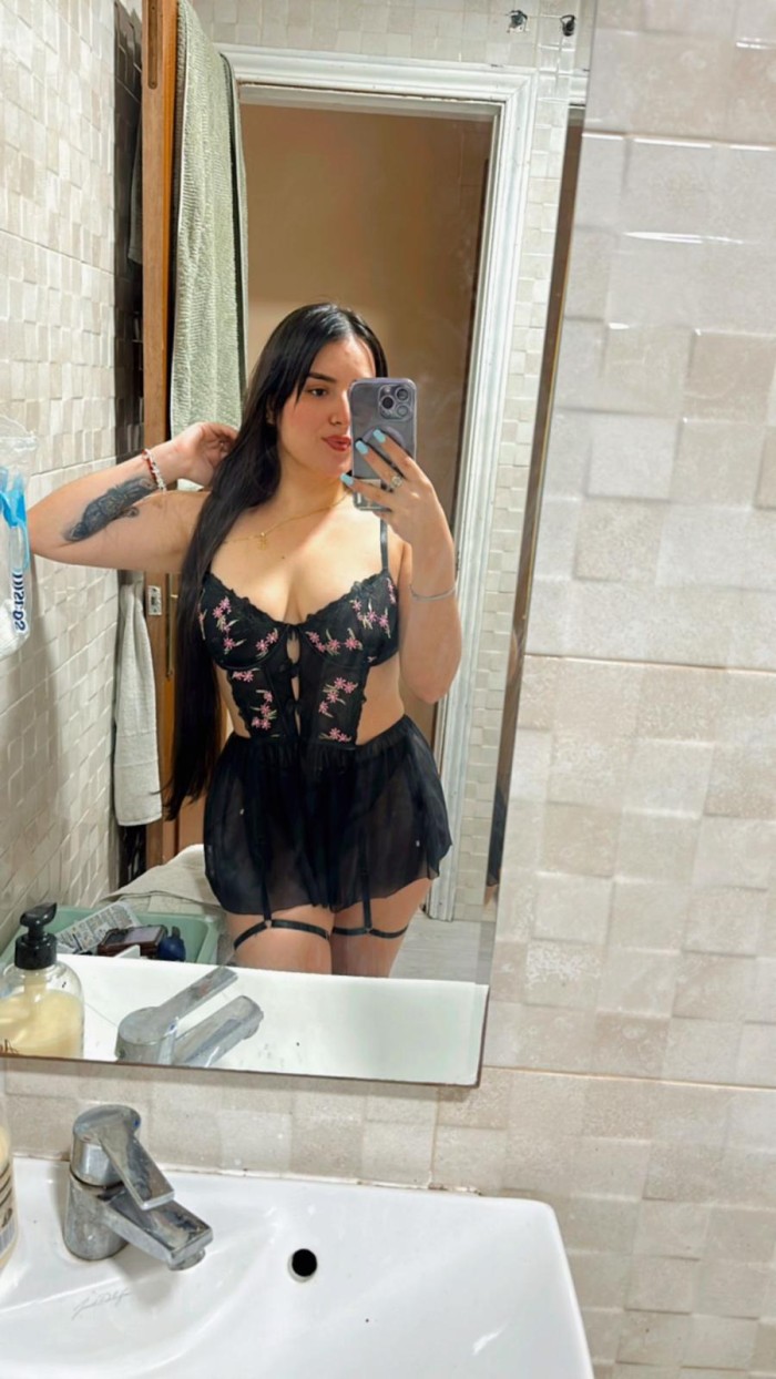 Hermosa joven guapa y extrovertida en Melilla