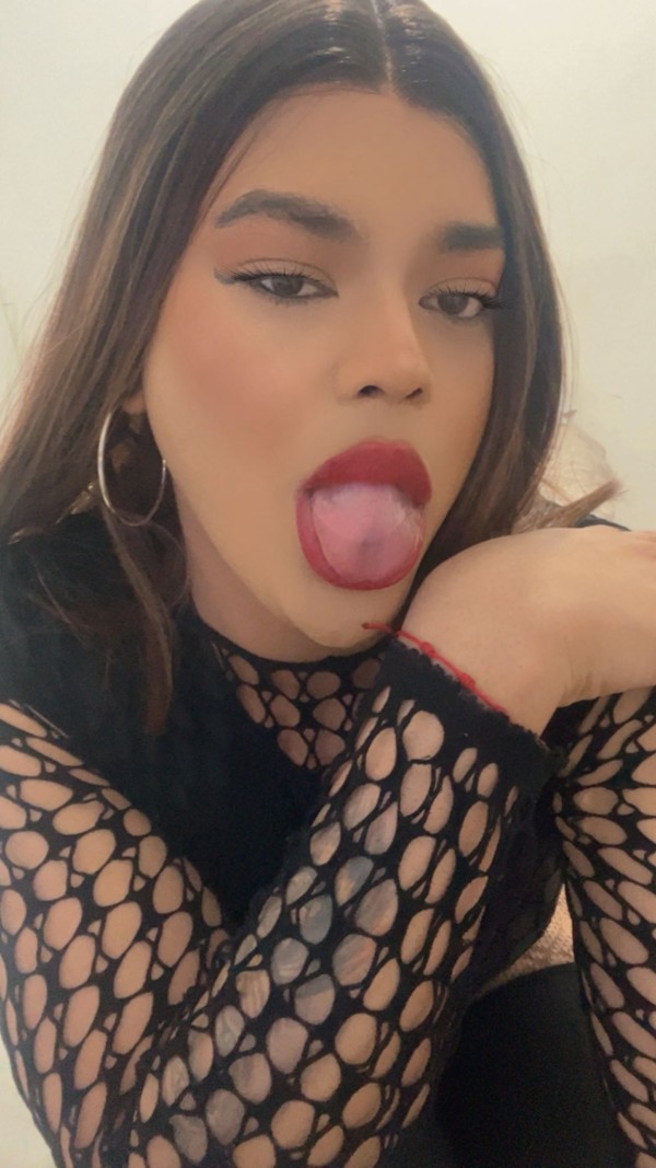 LA CHICA TRANS QUE TE LLEVARA AL PARAISO, EN USERA
