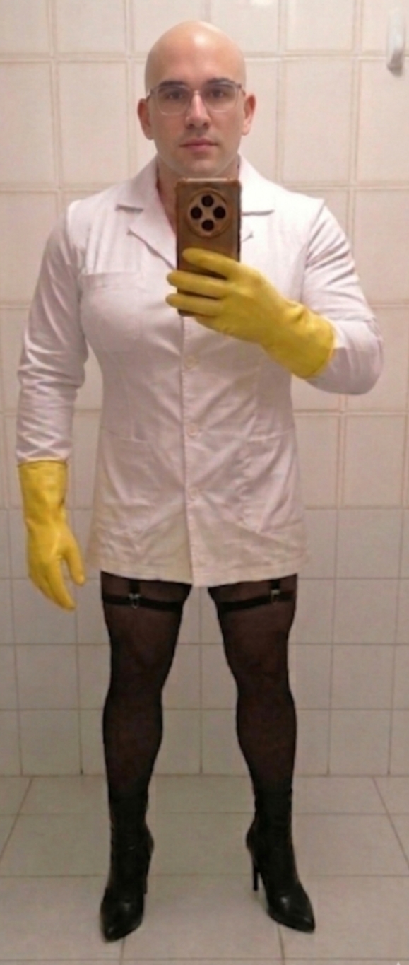 Doctor LEFERO  rica terapia a fondo en Boiro salid