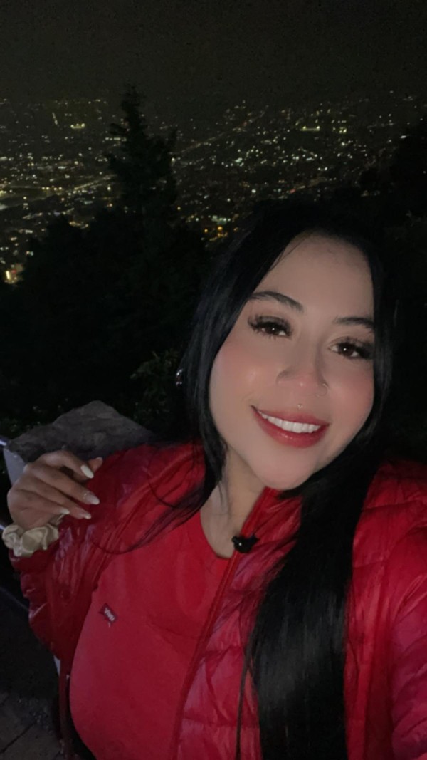EXQUISITO BOMBOM LATINA ARDIENTE NUEVA EN ELDA