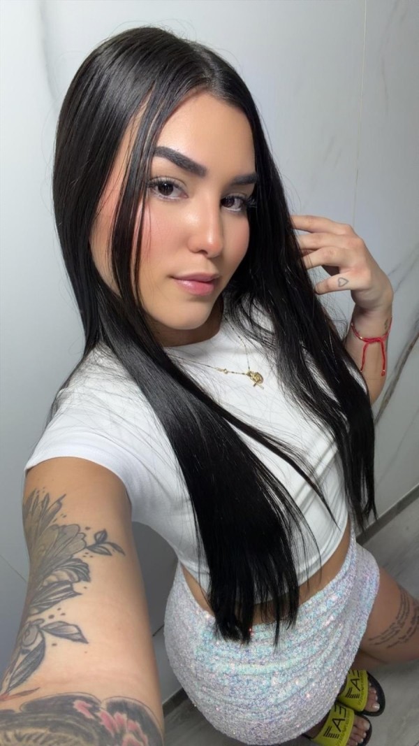 SOY VALERI, EXOTICA, GUAPA. Soy un ENCANTO..