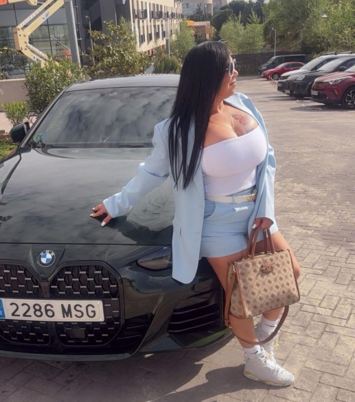 Colombiana sexy cañera
