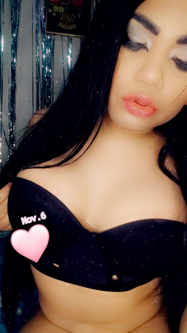 VEN FOLLAME Y TE FOLLO, ESTOY SOLITA DISPONIBLE