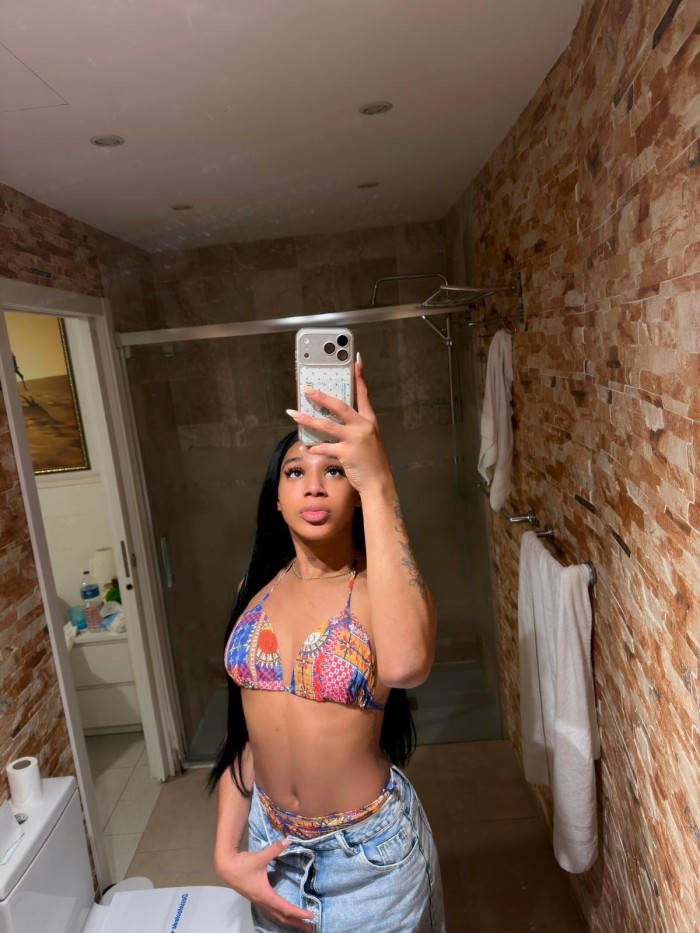 STHEFFANY BELLA JOVENCITA TRAS – SALIDAS 24H