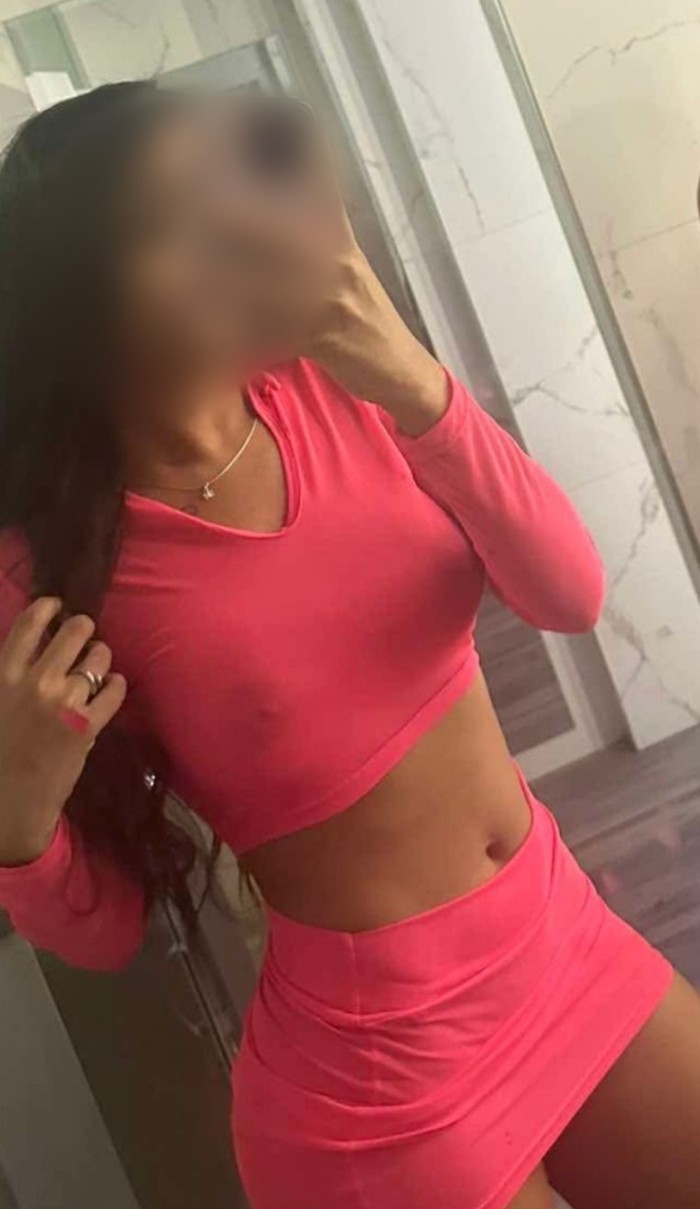 COLOMBIANA DE LUJO JUGUETONA Y MUY MORBOSA