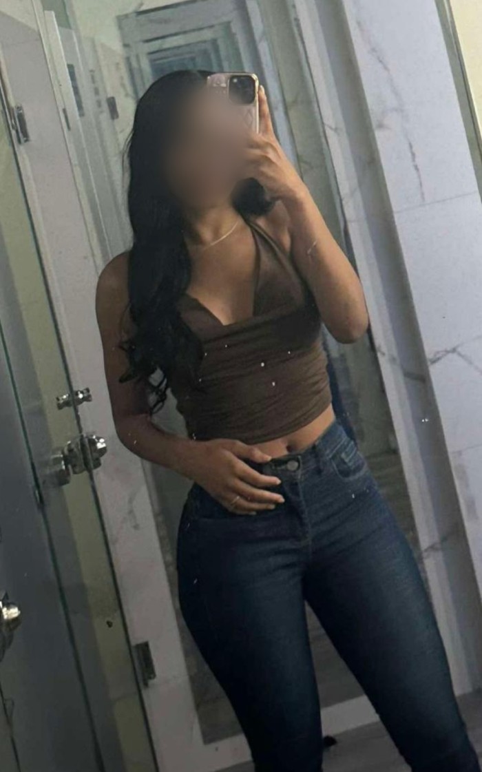 COLOMBIANA DE LUJO JUGUETONA Y MUY MORBOSA