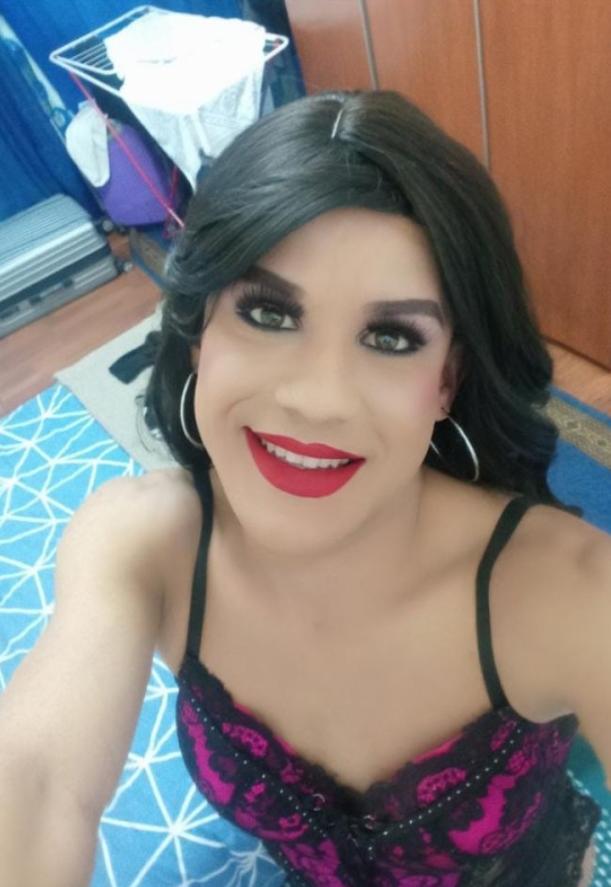 GUAPA VERSÁTIL FIESTERA MUY DISCRETA