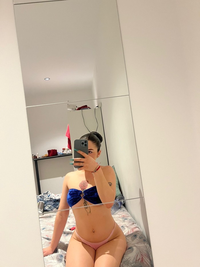 Paraguaya muy caliente jovencita preciosa