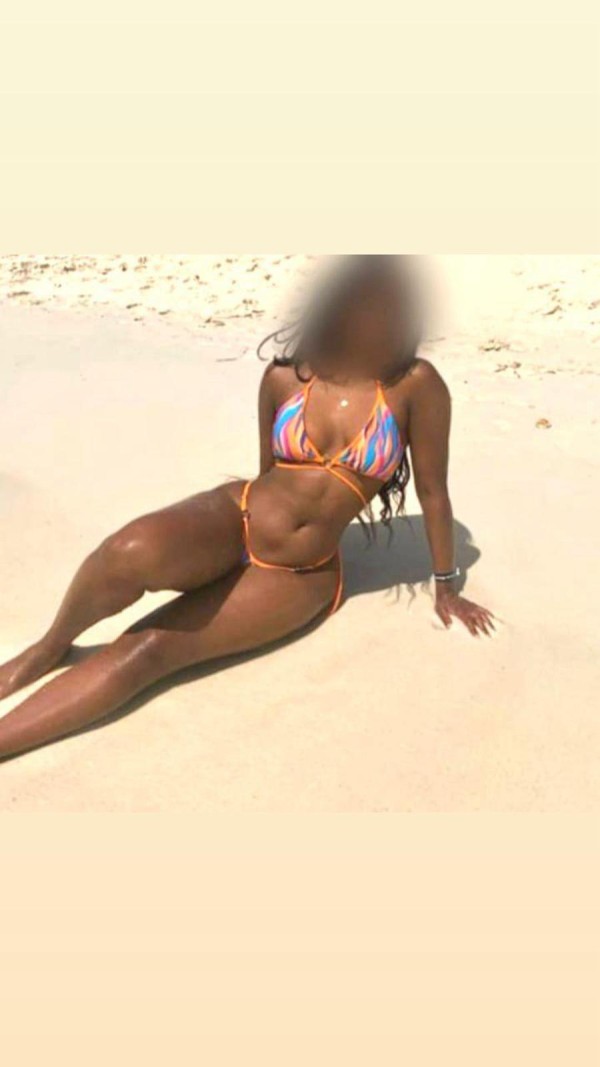 TU KATA FIESTERA CALIENTE Y CACHONDA DE TI…. IGUALADA