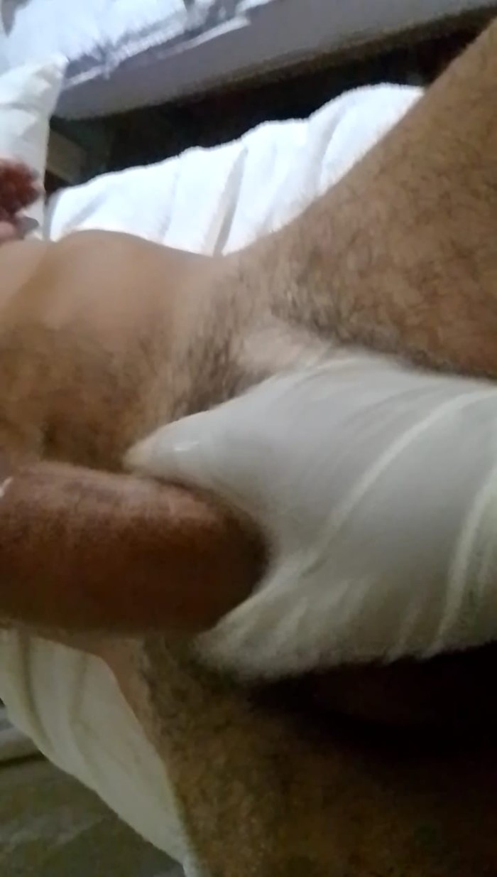 MASAJISTA Y ENFERMERA PROFESIONAL TITULADA