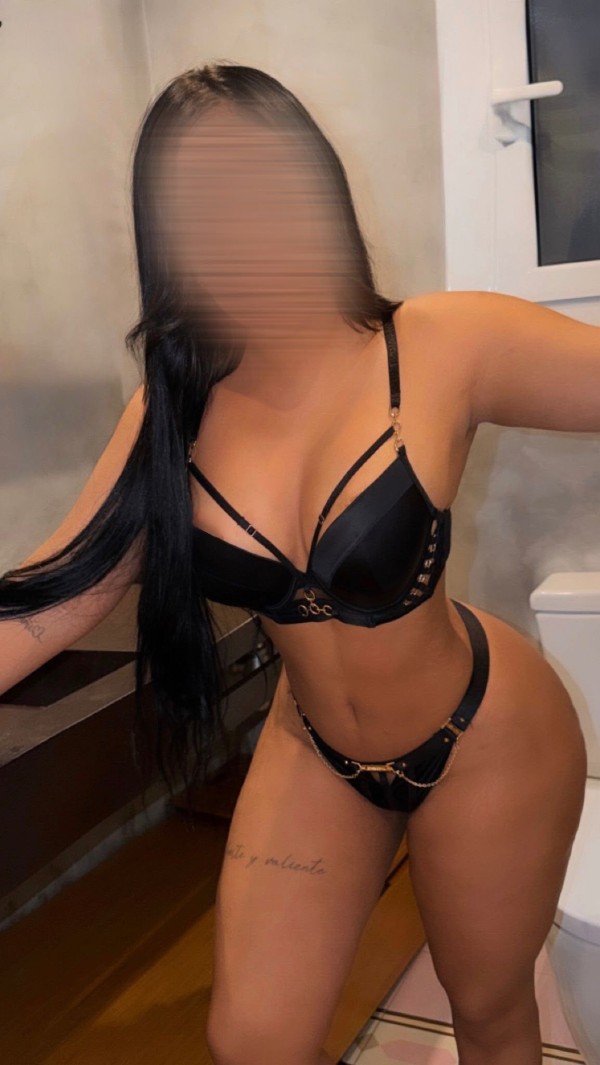 MORENA DISPONIBLE PARA HOY